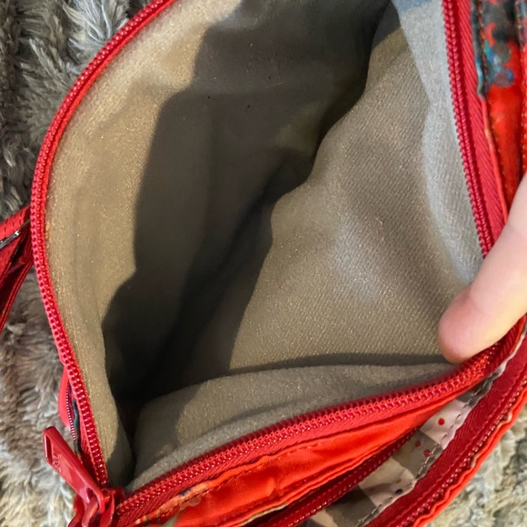 LUG Mambo Crossbody or Shoulder Bag for Travel - Picture 7 of 11